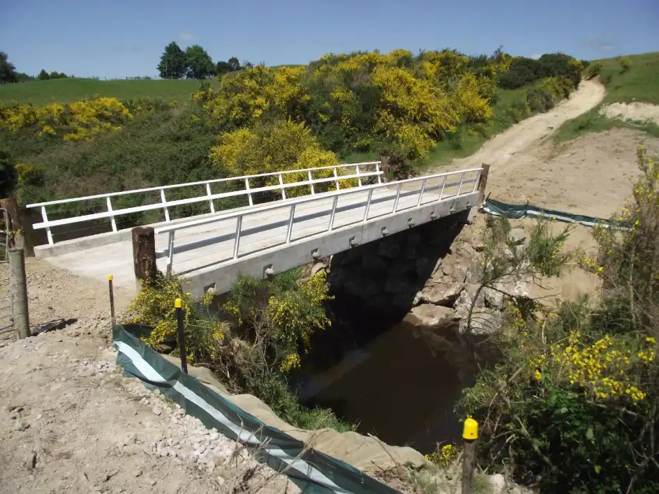 Transpower 14m farm bridge at Horohoro